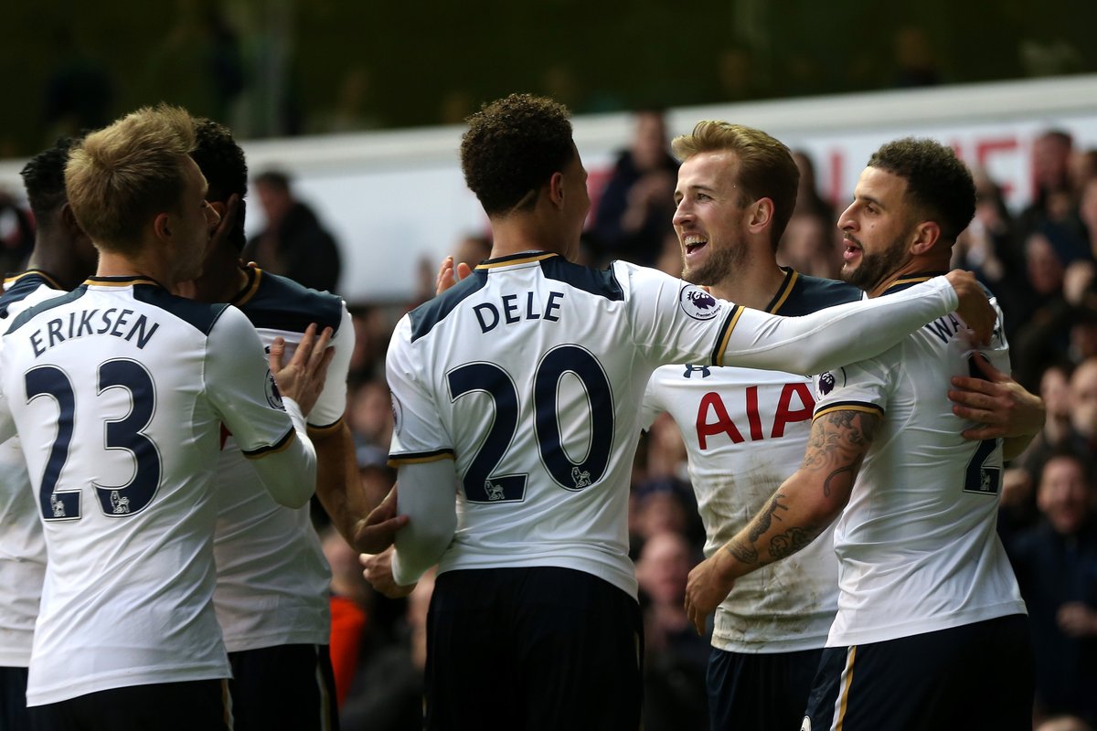 湖人教练压不住了，其实光分配詹姆斯、东契奇、里弗斯的球权就很难了