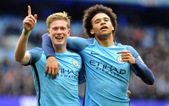 球队进攻乏力，热刺球迷在球场高唱“无聊、无聊的热刺”